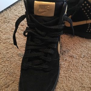 Nike Suede High Top sneakers